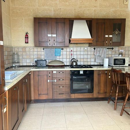 Bed and Breakfast Tranquil Escape In Gozo Shared Pool & Morning Meal Ghajn il-Kbira  Екстер'єр фото