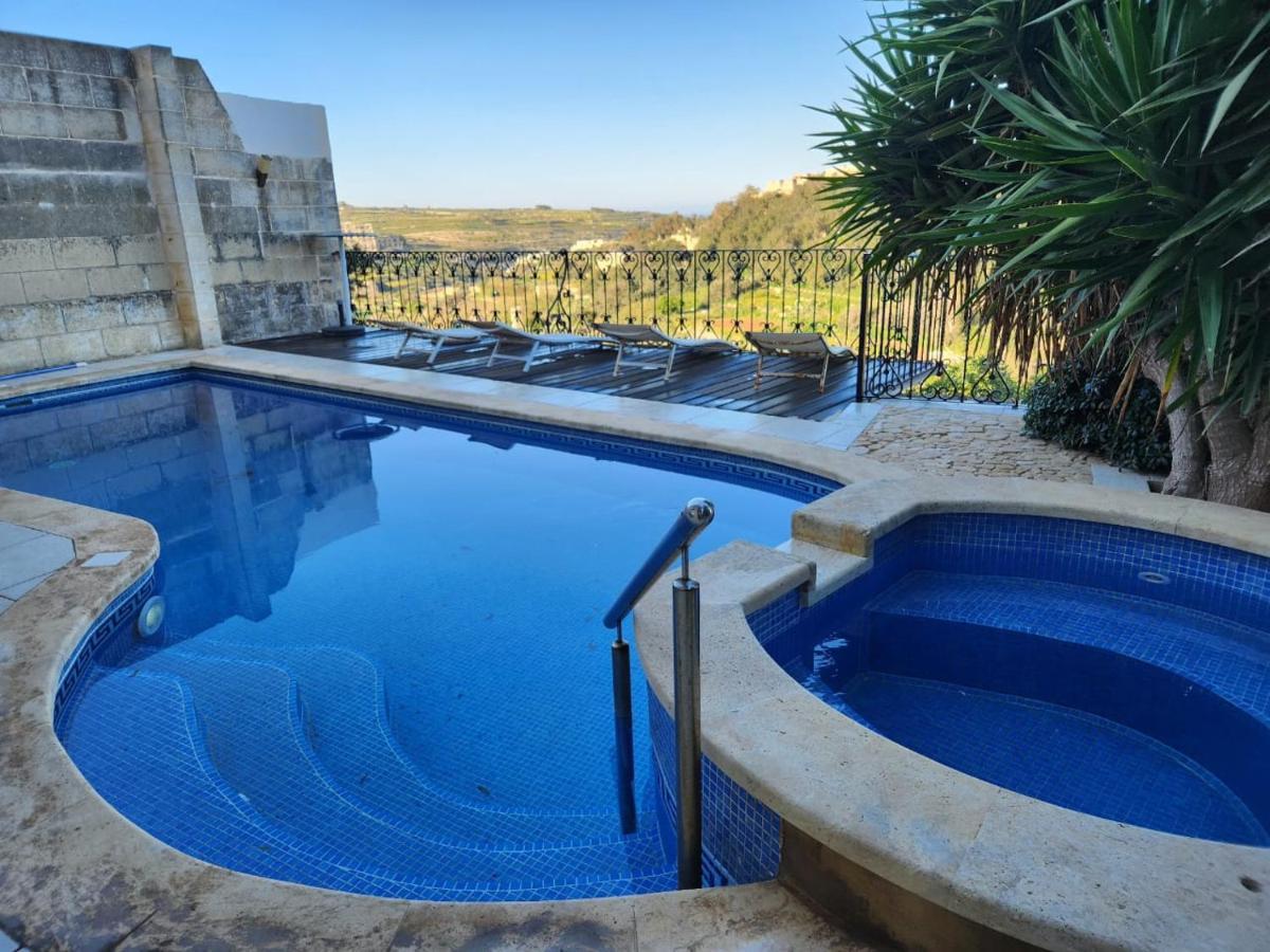 Bed and Breakfast Tranquil Escape In Gozo Shared Pool & Morning Meal Ghajn il-Kbira  Екстер'єр фото